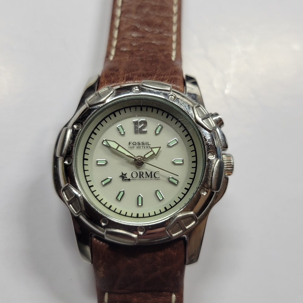 Fossil Silver Case with Brown Leather Strap Watch